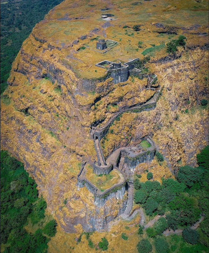 लोहगड